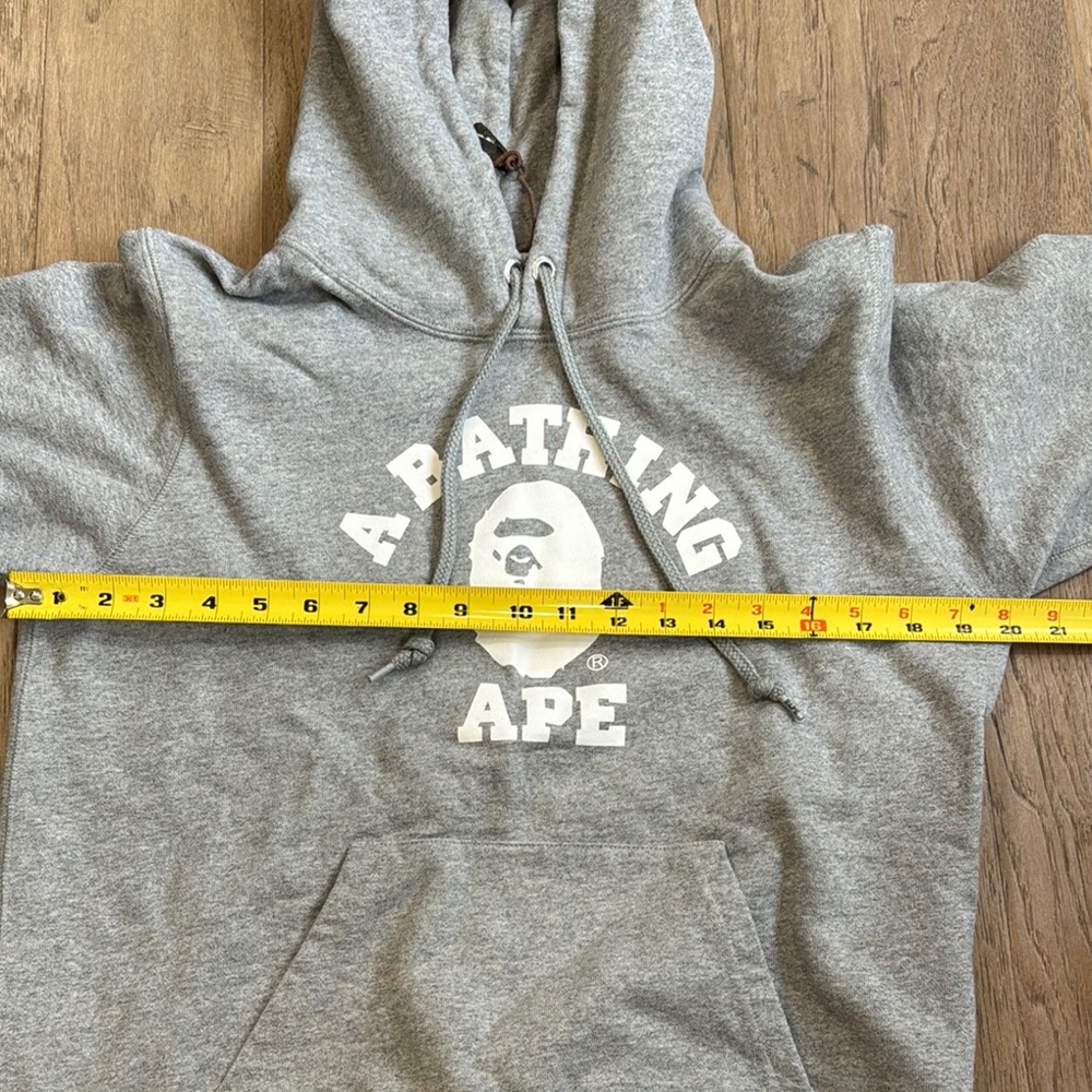 Bape Gray Sweatshirt Hoodie College Grey Logo Size Medium - Picture 8 of 14